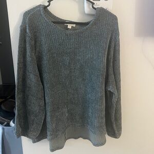 Women's Gray Sweater